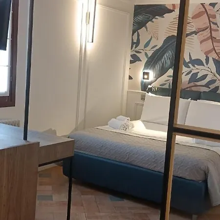 Πανσιόν Ca' Leon - Ferretti Collection 3*