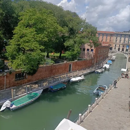 Ca' Leon Guest house Venice